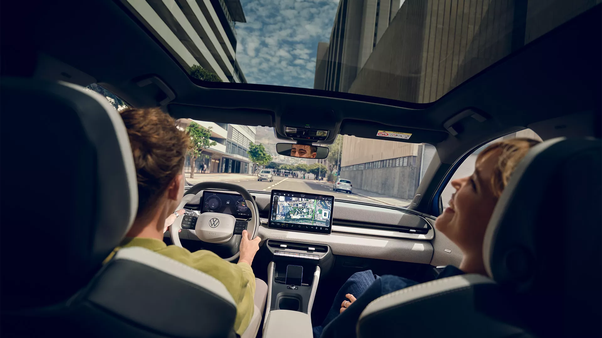 IDP0040 id polo models in front seats interieur